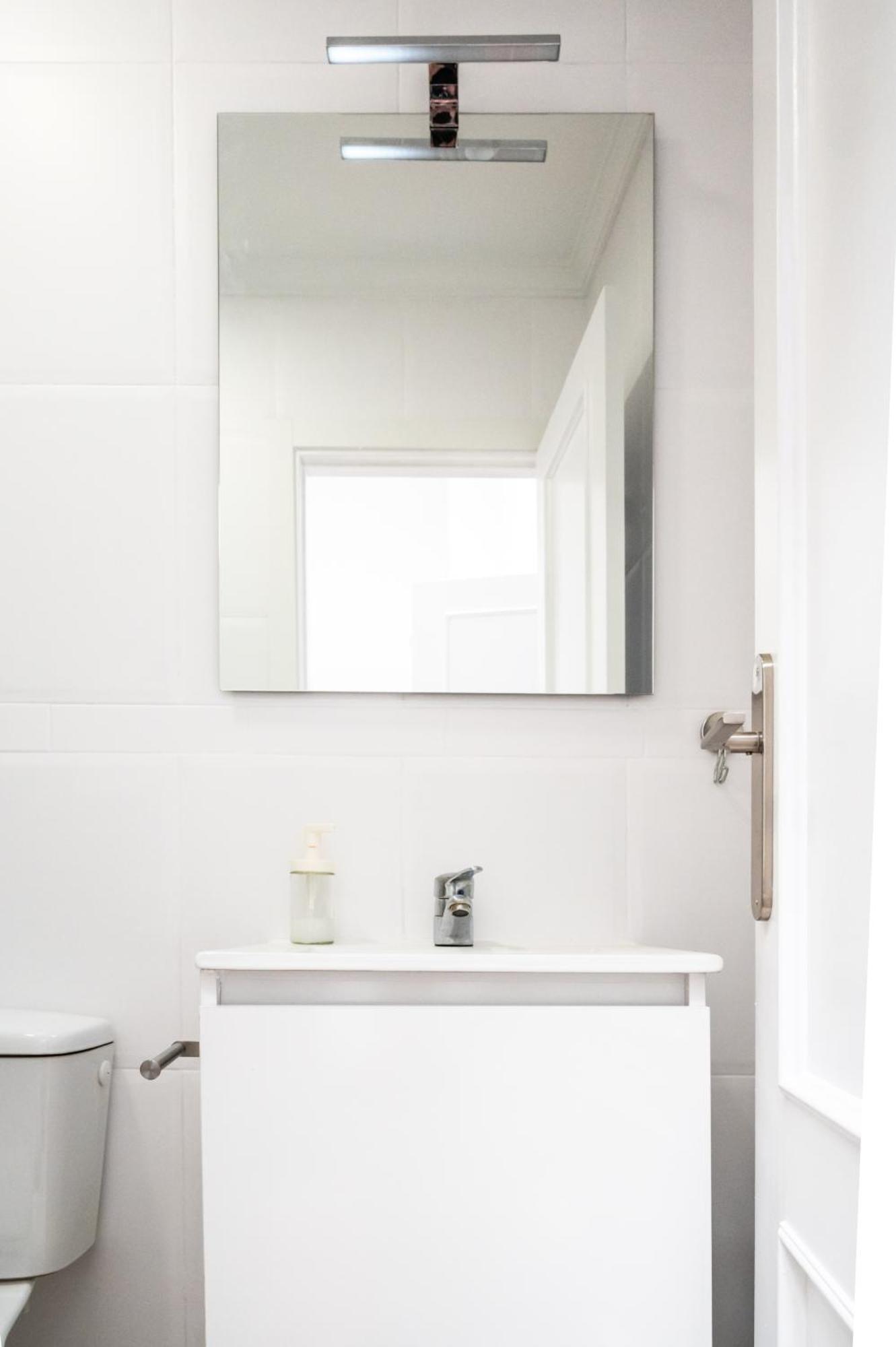 Acogedor Apartamento En Malaga Playa Bagian luar foto