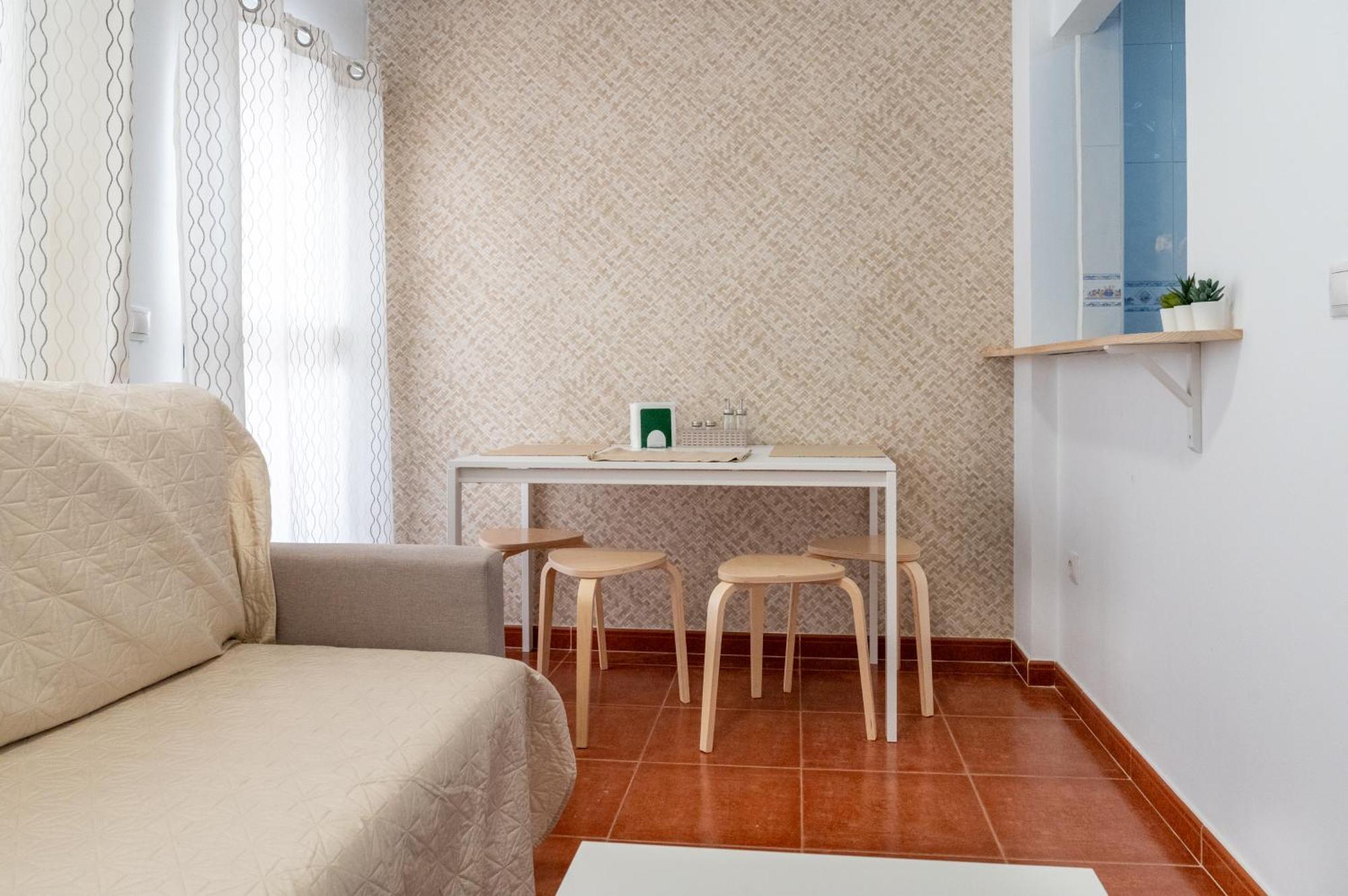 Acogedor Apartamento En Malaga Playa Bagian luar foto